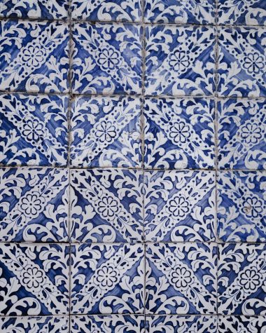 white and blue floral tiles